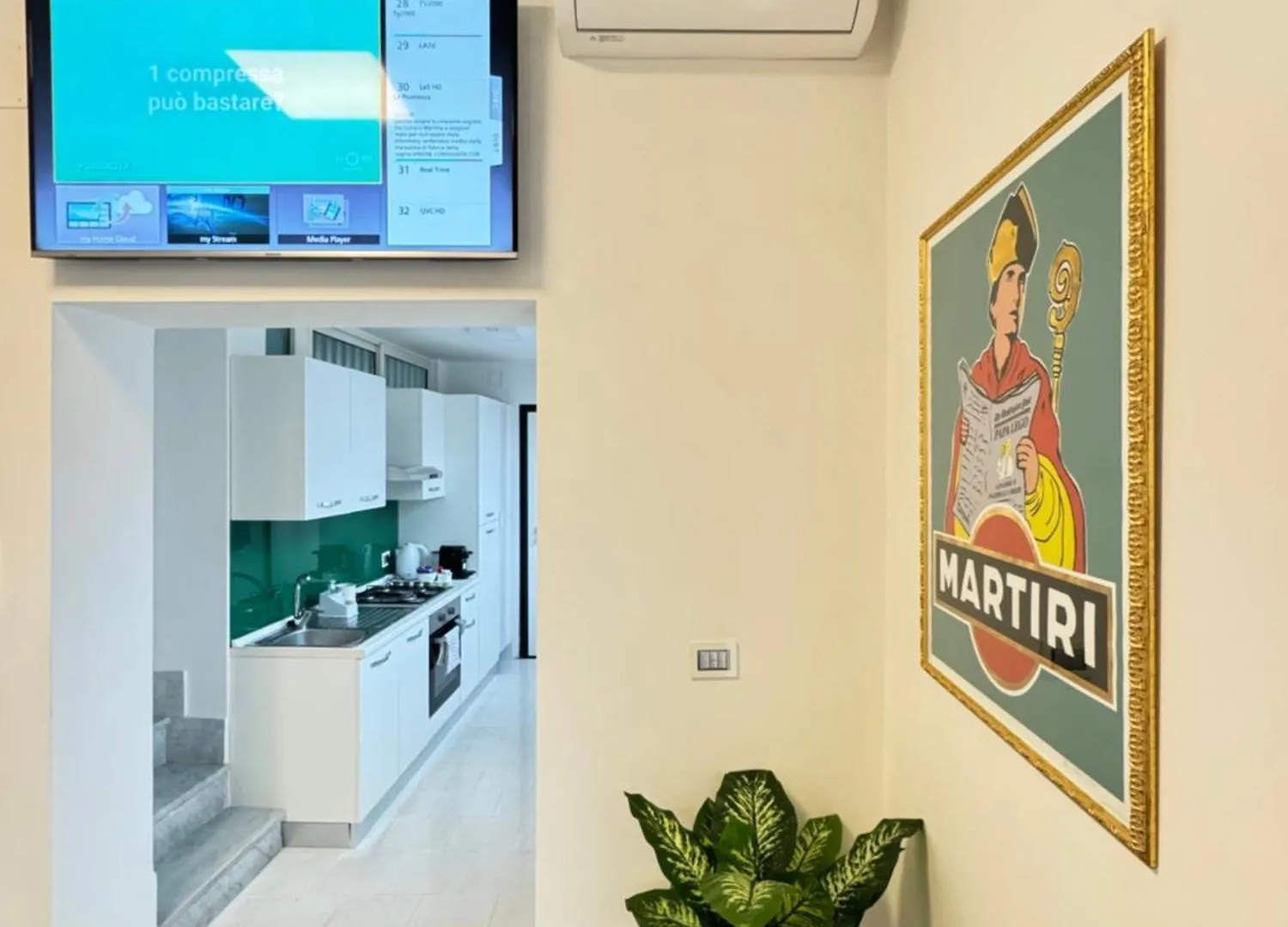 아파트 Amazing And Central Penthouse With Terraces In The Heart Of Napoli